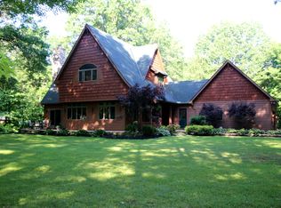 1040 High Bridge Rd, Vermilion, OH 44089