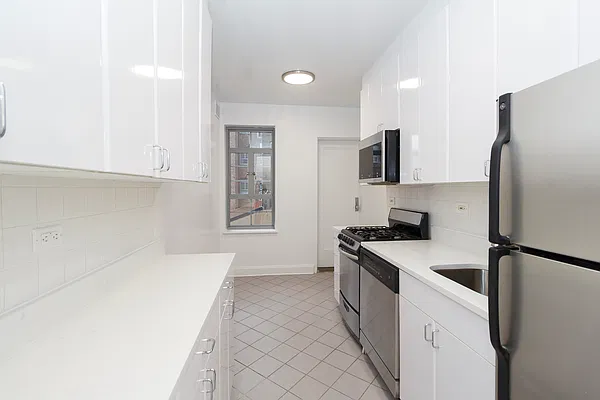 Rented by Siba Management Inc. | media 4