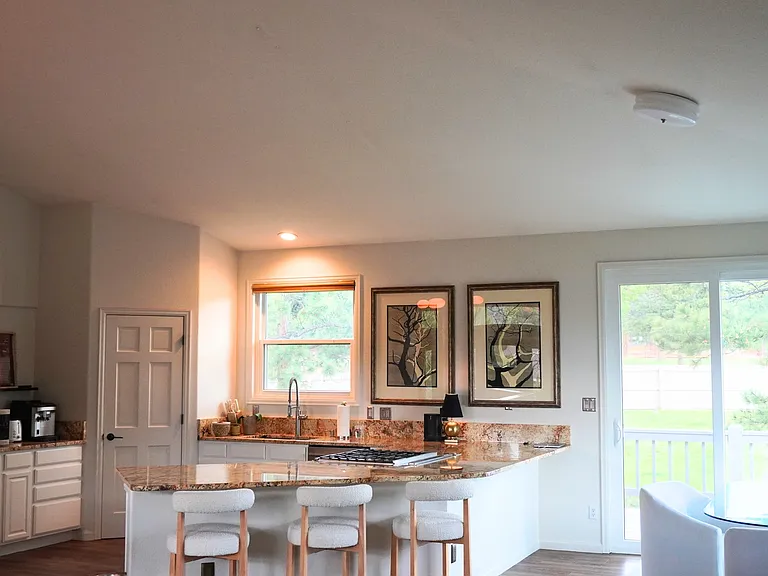 1635 Muirfield Ln — Photo 3