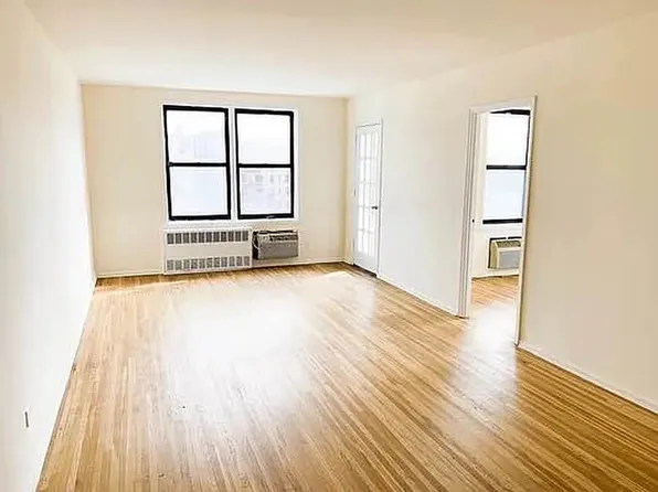 100-25 Queens Blvd #6CC, Forest Hills, NY 11375