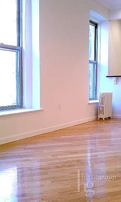 Rented by Hecht Group | media 23