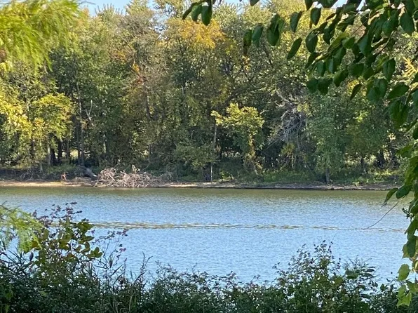 Old Stage Rd, Morris, IL 60450