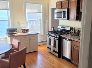 59-61 Cedar St #2R, Somerville, MA 02143