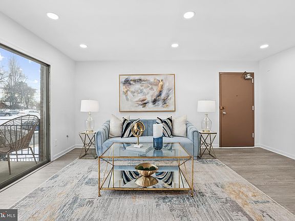 5th image of 4100 Daniels Ave APT 204