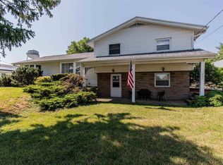 921 SE 2nd St, Galva, IL 61434