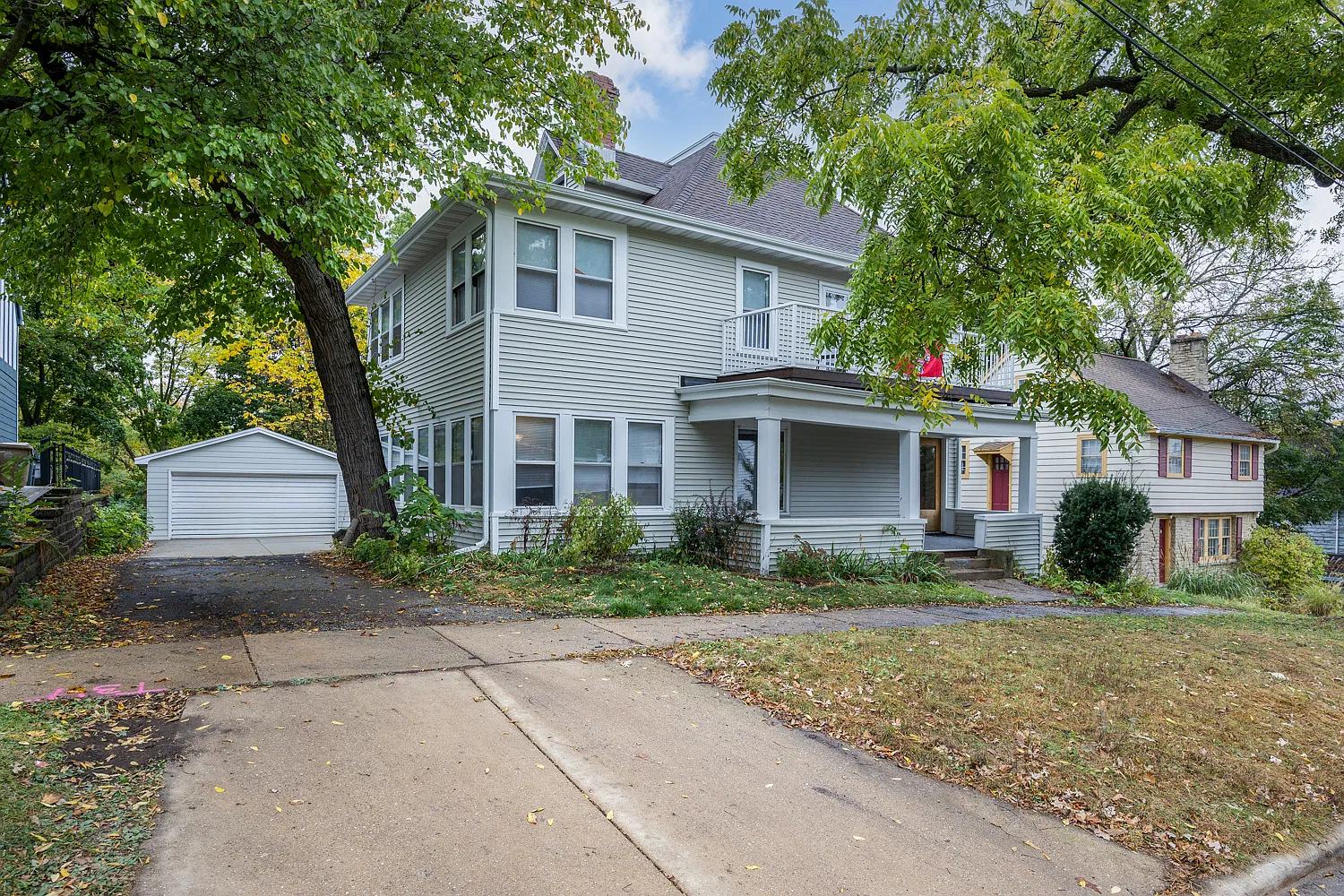 6 bed, 2810 sqft, $5,750 — Photo 2
