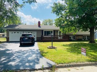 312 Palm St, Canton, IL 61520