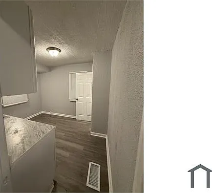19146 Lindsay St — Photo 6