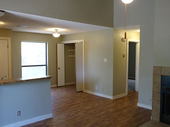 5th image of 20700 Bonanza St APT C