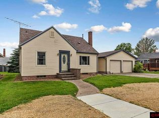 608 W Alden St, Arlington, MN 55307