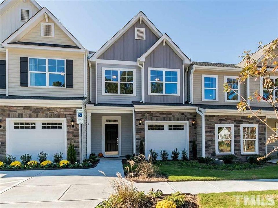 1st image of 7 Galway Glenn Ln