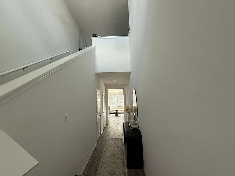 128 Bennington Dr — Photo 20
