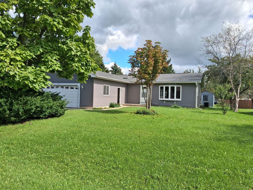 10210 Sharon Ln - Property Image