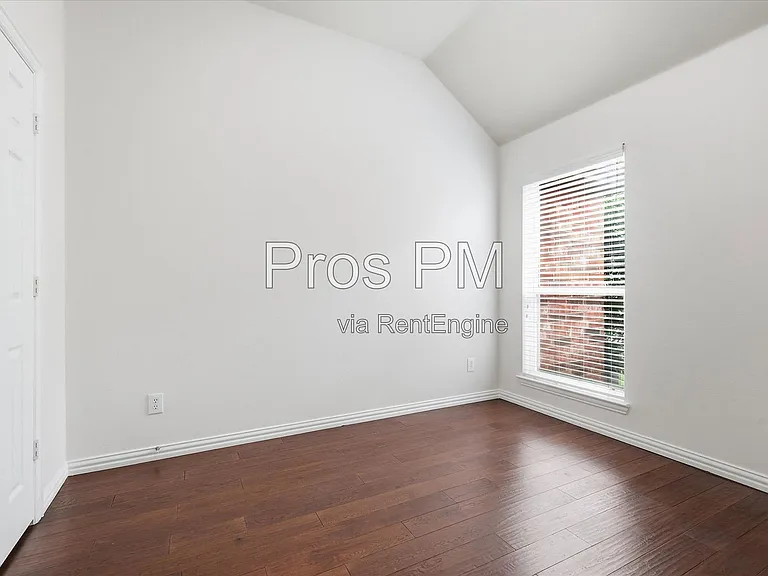 2432 Chesterwood Dr — Photo 34
