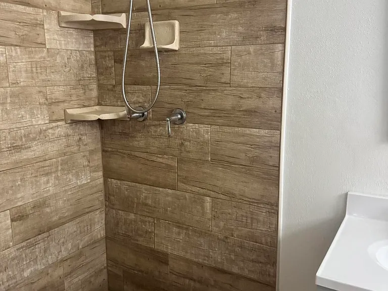 4281 Yorkshire Dr — Photo 40