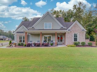 176 Water Oak Trl, Hoschton, GA 30548
