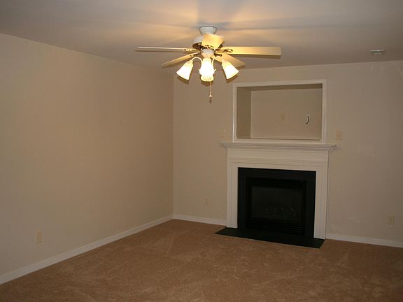 2nd image of 1716 Ashcliff Way