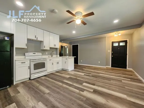 210 N Salisbury Ave, Spencer, NC 28159