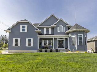 5124 William Dr, Waterloo, IA 50701