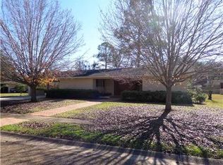 5519 Ursuline Dr, Alexandria, LA 71301