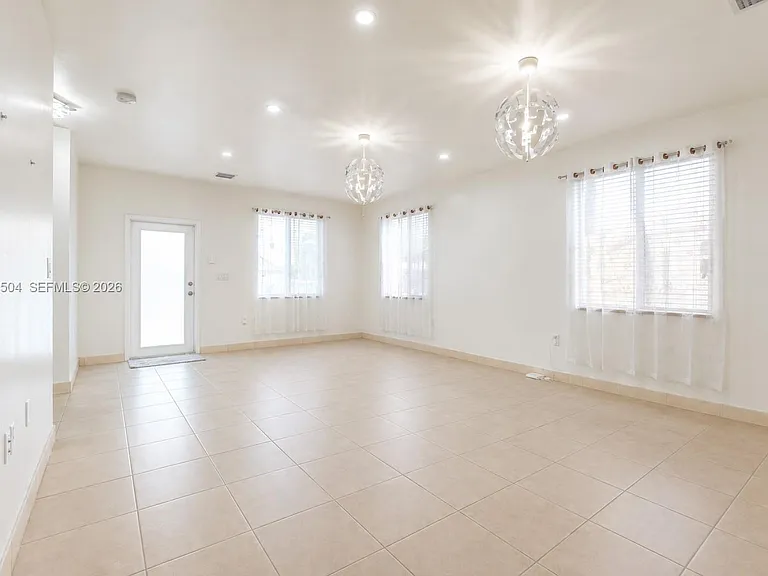 1670 NW 73rd St — Photo 14