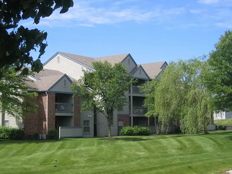 Idlewood Apartments — Photo 7
