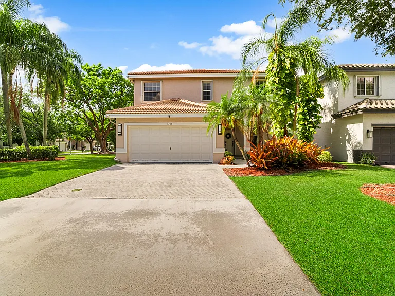 5106 Heron Ct — Photo 1