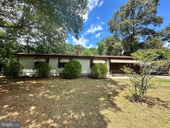 2nd image of 30878 Chestnut Dr