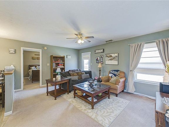 2nd image of 6304 River Run Dr