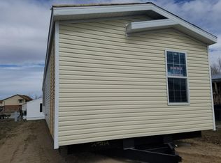 380 S 3rd Ave, Mills, WY 82604