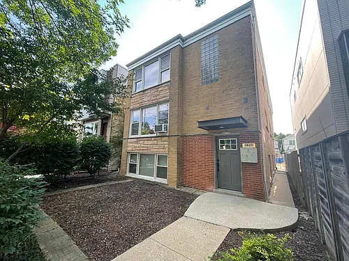 3620 N California Ave #1 Photo 1
