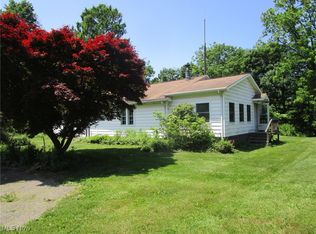 220 Daniels Ave, Conneaut, OH 44030