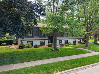 1023 Barton Dr, Normal, IL, 61761