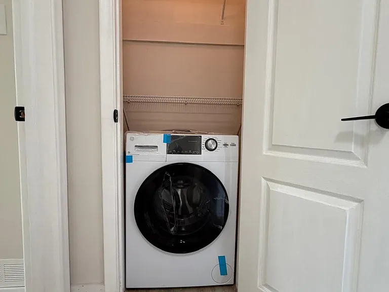 159 Richmond St #2 — Photo 11