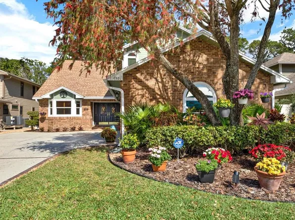 7591 Harbor View Way, Seminole, FL 33776