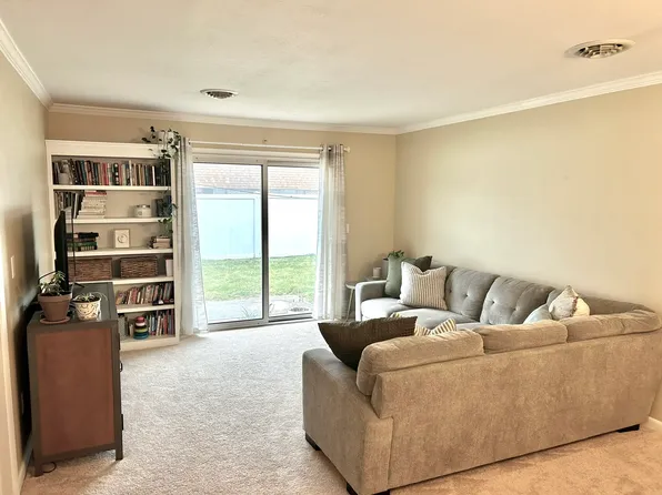 420 Brentwood Rd, Morton, IL