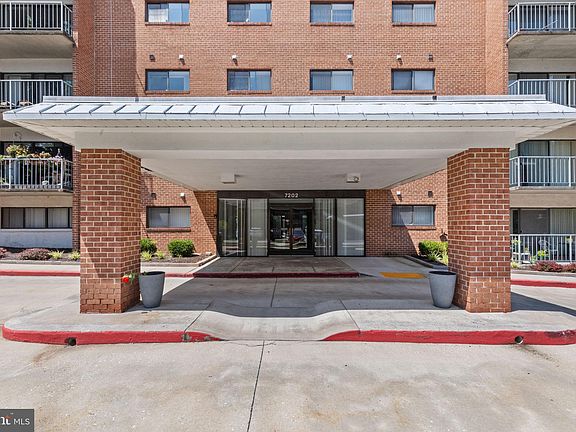 3rd image of 7202 Rockland Hills Dr Unit 308