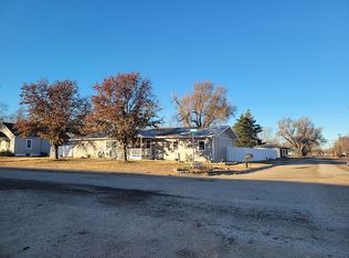 502 S 1st St, Bushton, KS 67427