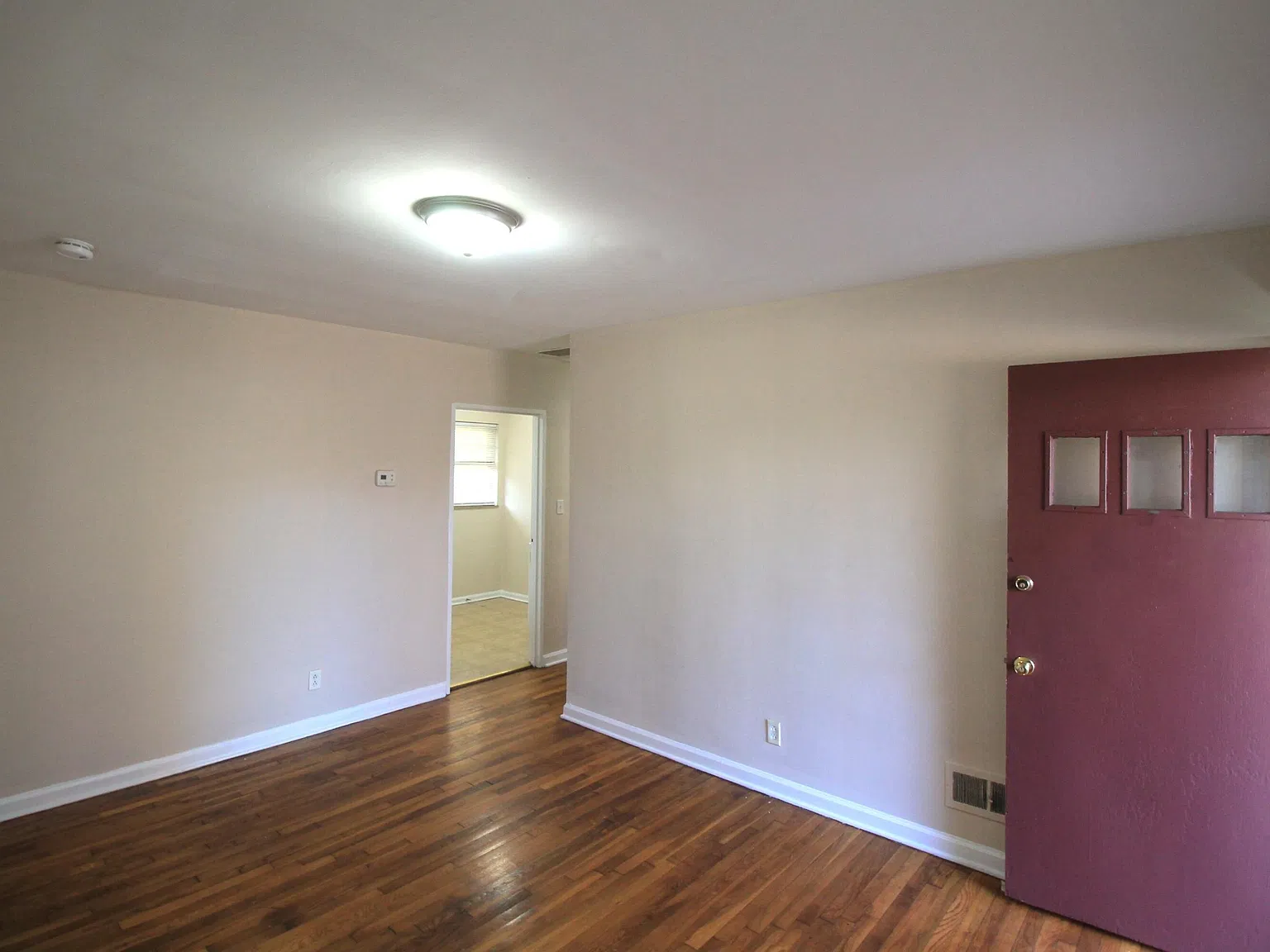 1 bed, 1.0 bath, 550 sqft, $850 — Photo 3