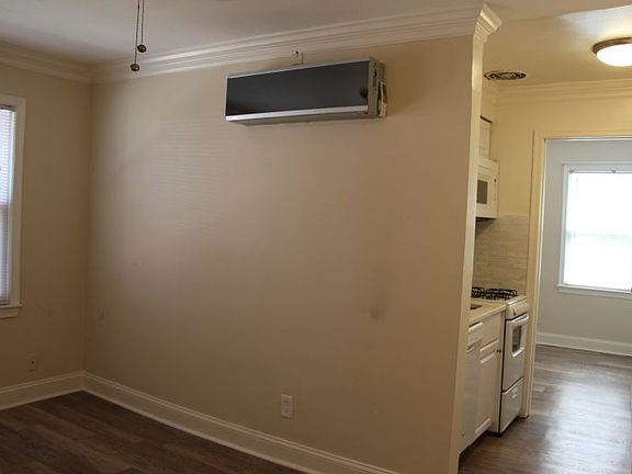 4th image of 704 N Monroe St #F93df2781