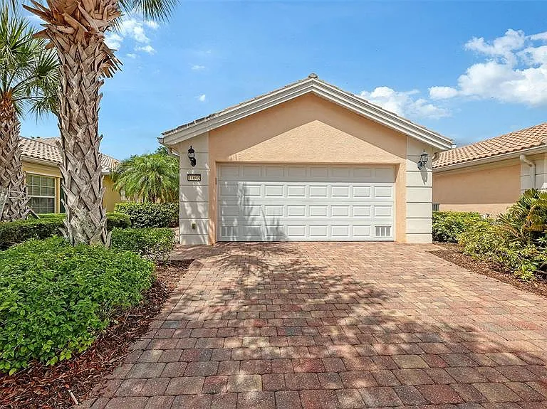 11605 Garessio Ln — Photo 1