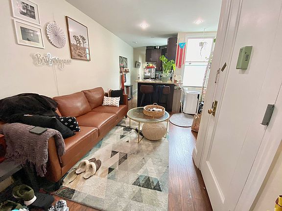 5th image of 2168 41st St APT 2R