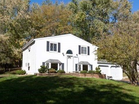 1st image of 98 University Heights Dr