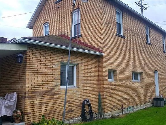 Newer windows throughout