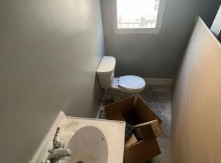 325 N Broadway #3, Yonkers, NY 10701