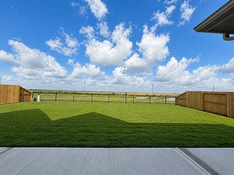 10507 Bright Cloud Dr — Photo 3