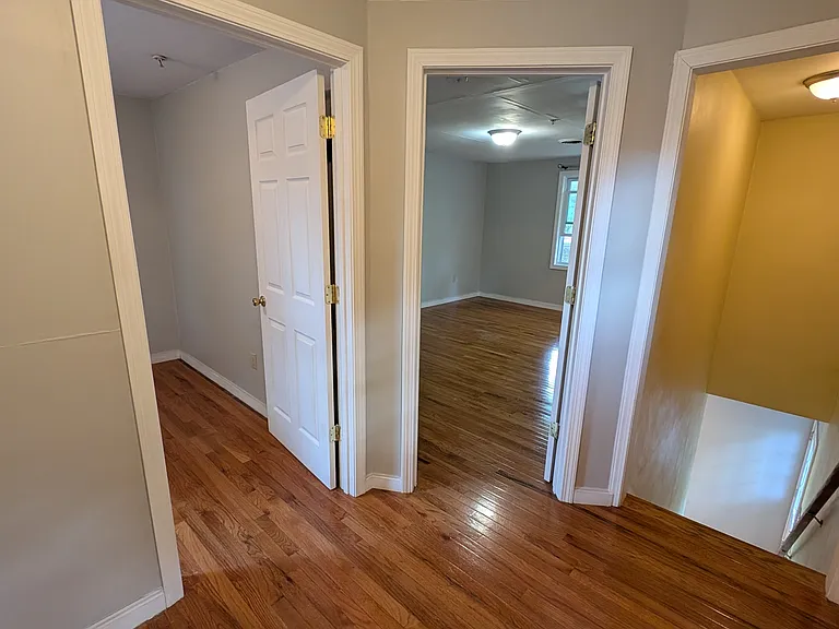 3 Barton St #3 — Photo 13