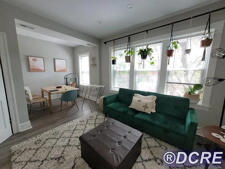 1714 N Wolcott Ave #2 — Photo 3