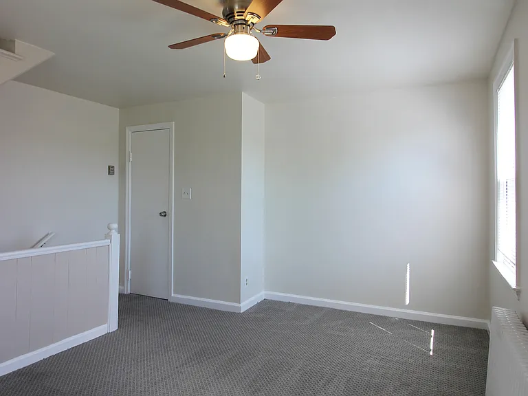 3719 Kemper Rd — Photo 8