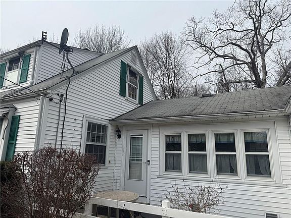 3rd image of 15 Link St